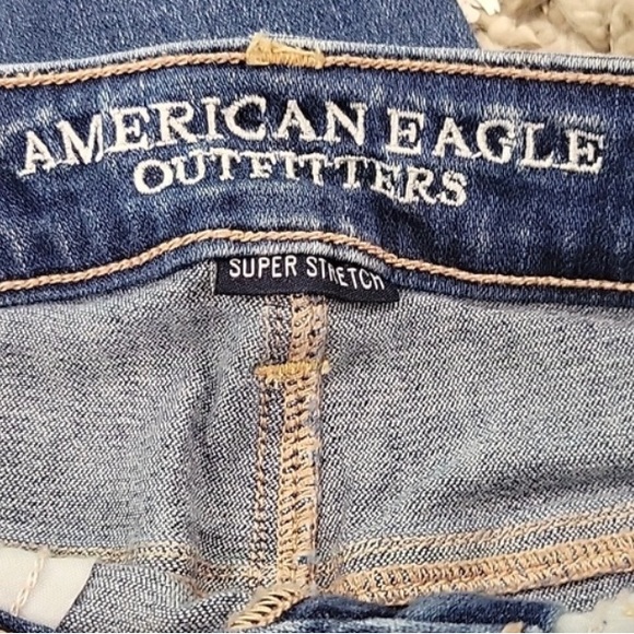 American Eagle AEO Denim Hi-Rise Jegging - Picture 2 of 5